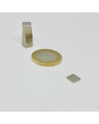 20 aimants carrés  7x7x1mm - Scrapbooking & Cartonnage