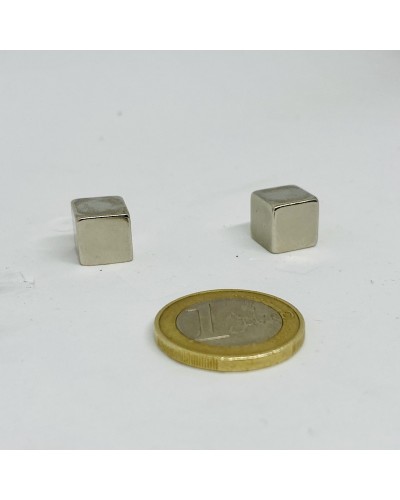 2 aimants cubes 10x10 mm